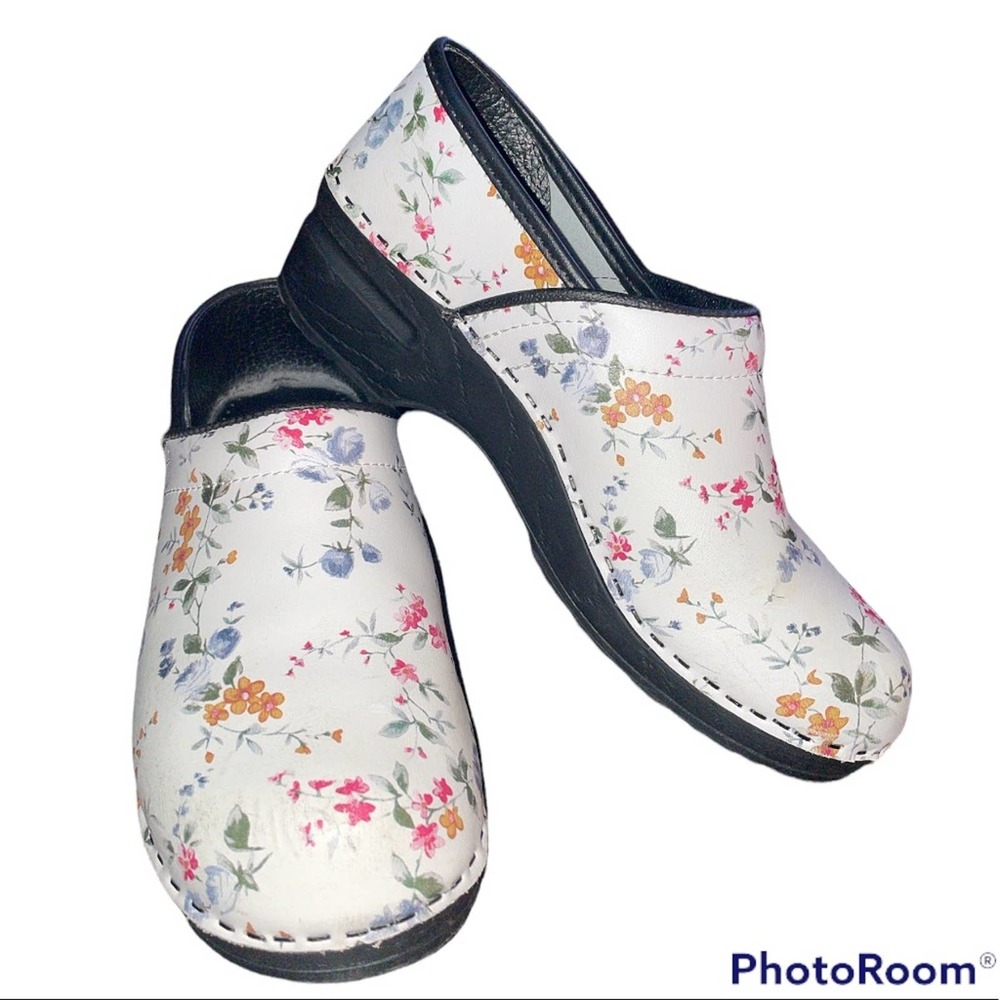 Floral Print White Clogs - Women's Slip-On Mules
